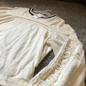 Free People long sleeve shirt 🌿